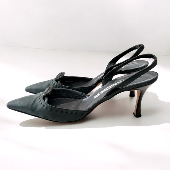 Manolo Blahnik Leather Pointed Toe Slingback Pumps - Picture 2 of 13